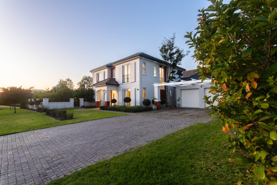 4 Bedroom Property for Sale in Val De Vie Estate Western Cape